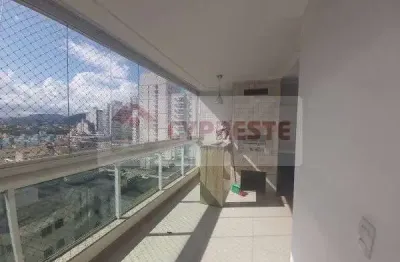 Apartamento com 3 quartos para alugar na Rua Humberto Serrano, Praia da Costa, Vila Velha