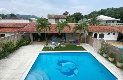 Casa à venda no condomínio fazenda passaredo - jacarepaguá, com 5 quartos por r$1.950.000,00