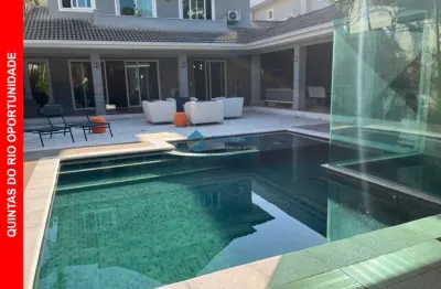 Casa  à venda no condomínio quintas do rio - barra da tijuca, com 6 quartos, 4 suítes por r$8.000.000,00
