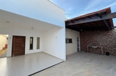 Casa térrea no loteamento caminho do sol - parque das nações