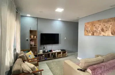 Dprados imóveis apresenta: casa totalmente reformada para venda em sobradinho!