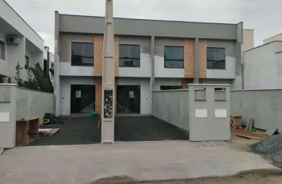 Casa com 2 quartos à venda no Jaraguá 99, Jaraguá do Sul 