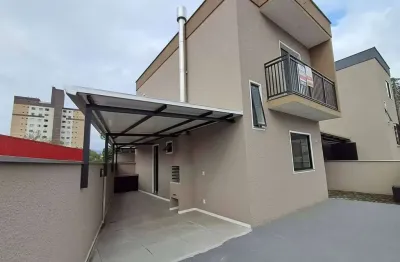 Casa com 2 quartos para alugar na Vila Lenzi, Jaraguá do Sul 