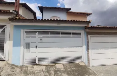 Sobrado com 115m² de área útil com -uma ótima área de churrasco itaquera