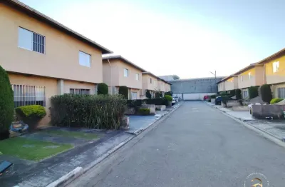 Sobrado em condomínio fechado no jardim aracília 03 dormitórios 02 vaga