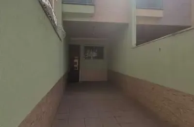 Sobrado com 150m² – 3 suítes (1 com sacada) e espaço gourmet – jardim popular