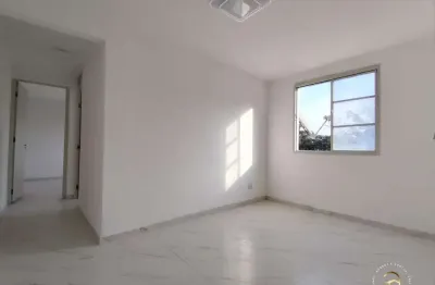 Apartamento (04 minutos do assaí atacadista da avenida são miguel) a pé