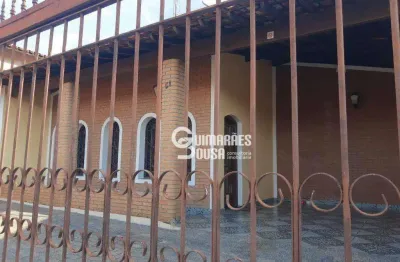 Casa com 3 dormitórios à venda, 110 m² por r$ 890.000 - centro - vinhedo/sp