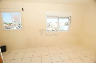 Kitinete aconchegante no coração da cidade: seu novo lar compacto e com estilo no edifício residencial astória!