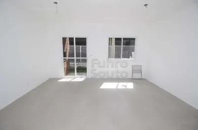 Kitnet / Stúdio para alugar na Rua Márcio Dias, 12883142, Centro, Pelotas