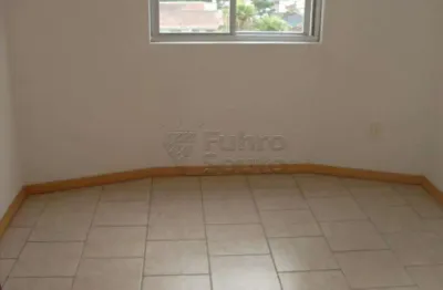Apartamento com 2 quartos para alugar na Rua Santa Cruz, ., 118734402, Centro, Pelotas