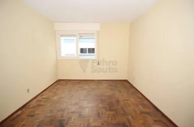 Apartamento com dois dormitórios no dom maximiliano no centro de pelotas!