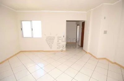 Apartamento com 3 quartos para alugar na Rua Santa Cruz, 118734402, Centro, Pelotas