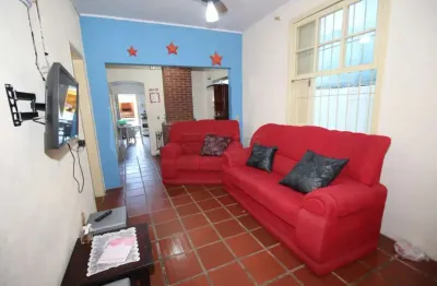 Aluguel por temporada - casa mobiliada com 2 quartos e piscina no laranjal