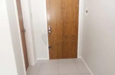 Kitinete no Edifício Comodoro - Praticidade no coração de Pelotas!