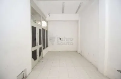 Sala comercial na galeria valencia ? localização estratégica em frente à ucpel!