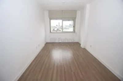 Apartamento amplo com 3 dormitórios no edifício solar dom rafael