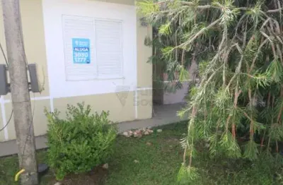 Casa em condomínio fechado com 2 quartos para alugar na Rua Santiago Dantas, 12833542, Três Vendas, Pelotas
