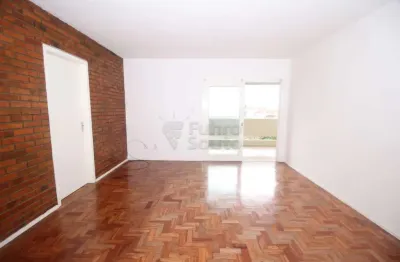 Apartamento 2 dormitórios no edifício residencial phoenix - localização privilegiada no centro