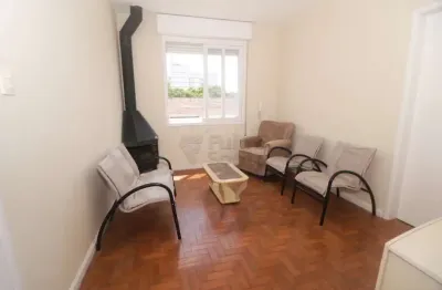 Apartamento 2 Dormitórios Semi-Mobiliado no Edifício Residencial Leni - Centro de Pelotas