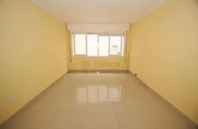 Apartamento térreo no edifício residencial tamandaré, 2 dormitórios - centro de pelotas