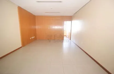 Sala comercial para alugar na Rua Barão de Santa Tecla, 15883342, Centro, Pelotas