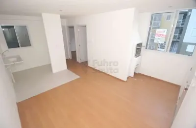 Apartamento com 2 dormitórios no areal no condomínio recanto da figueira.