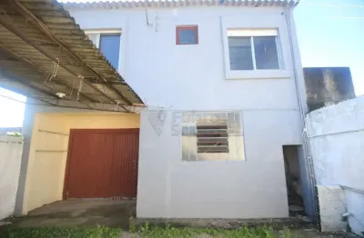 Sobrado em pátio compartilhado no fragata - ótima localização!