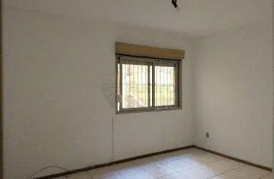 Kitinete aconchegante no edifício vinícius de moraes - em frente à ucpel