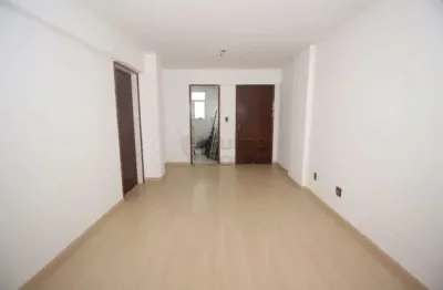 Apartamento de 1 dormitório no condomínio baronesa do arroio grande - centro de pelotas