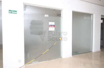 Loja com vitrine na galeria ary signorini - excelente ponto comercial no centro de pelotas