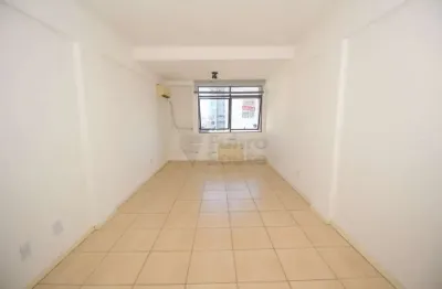 Sala comercial para alugar na Rua Quinze de Novembro, 16873242, Centro, Pelotas