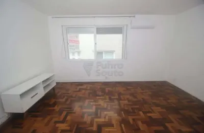 Apartamento amplo de 3 dormitórios com vaga na xv de novembro - próximo ao são francisco de paula