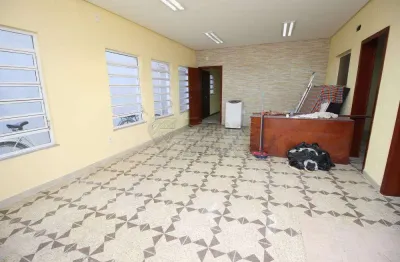 Casa comercial para alugar na Avenida São Francisco De Paula, 01, 138530432, Areal, Pelotas
