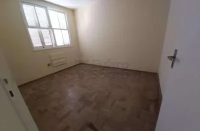 Apartamento com 3 quartos para alugar na Rua General Osório, A, 118331412, Centro, Pelotas
