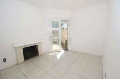 Apartamento aconchegante de 2 dormitórios em bairro residencial!