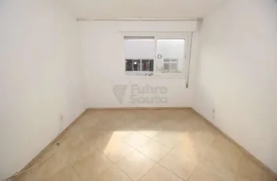 Apartamento com 2 quartos para alugar na Avenida Presidente Juscelino Kubitschek de Oliveira, 128938452, Areal, Pelotas