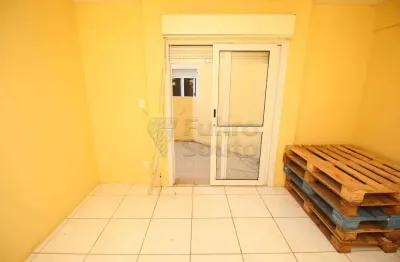 Kitnet / Stúdio para alugar na Rua Félix da Cunha, 14823142, Centro, Pelotas