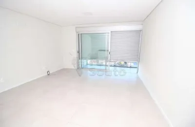 Apartamento com 1 quarto para alugar na Rua Almirante Barroso, Box 162, B, 128733432, Centro, Pelotas