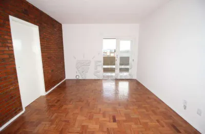 Excelente apartamento de 3 quartos, sendo 1 suíte, com dependência no centro de pelotas.