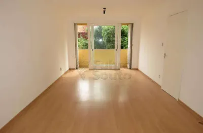 Apartamento com 2 quartos para alugar na Rua Quinze de Novembro, 14863442, Centro, Pelotas