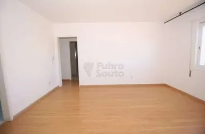 Apartamento no Condomínio América - 2 Dormitórios, Garagem Fechada e Localização Central