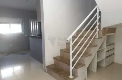 Lindo Sobrado no Bairro Fragata - Conforto e Espaço para Sua Família