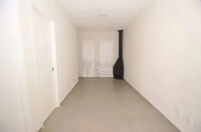 Casa em condomínio fechado com 3 quartos para alugar na Avenida Prefeito Ary Alcântara, 118030412, Areal, Pelotas