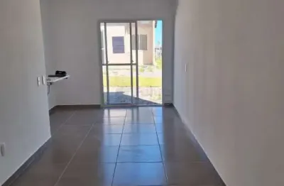 Casa no condomínio altos dos jerivás - conforto, segurança e excelente localização