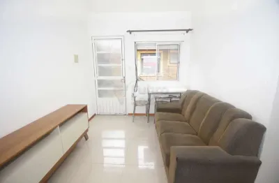 Apartamento 2 Dormitórios Mobiliado - Village III - Próximo à FAMED e Rodoviária