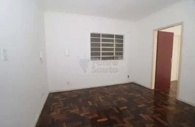 Descubra o Charme e Conforto deste Apartamento de 1 Dormitório no Centro de Pelotas