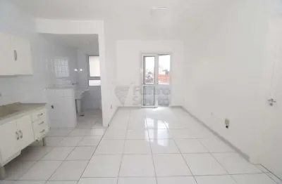 Apartamento de 1 dormitório e sacada no Centro de Pelotas/RS