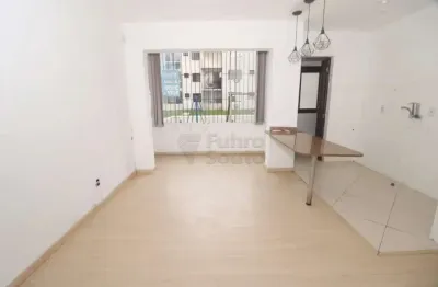 Amplo Apartamento Térreo com Sacada e Localização Estratégica - Conforto e Qualidade de Vida para Sua Família.