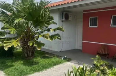Casa em Condomínio no Moradas Pelotas - 2 Dormitórios com Ampliação e Churrasqueira